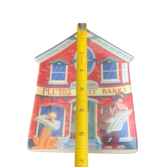 Vintage Disney Retired Pluto’s Daily Bark Mickey’s Village House Plaque - Picture 6 of 7